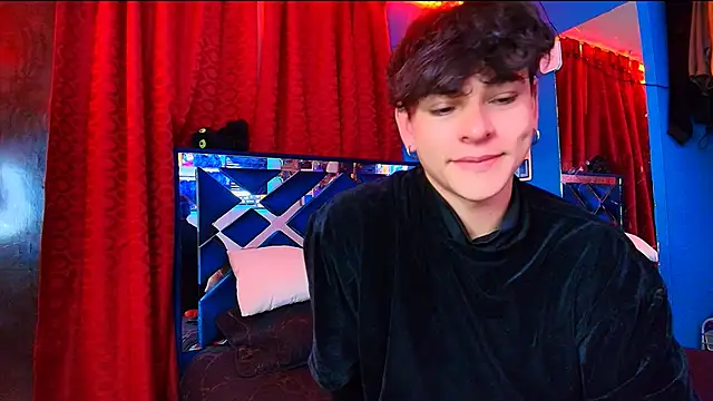 Luke Howland online show from May 28, 8:59 pm