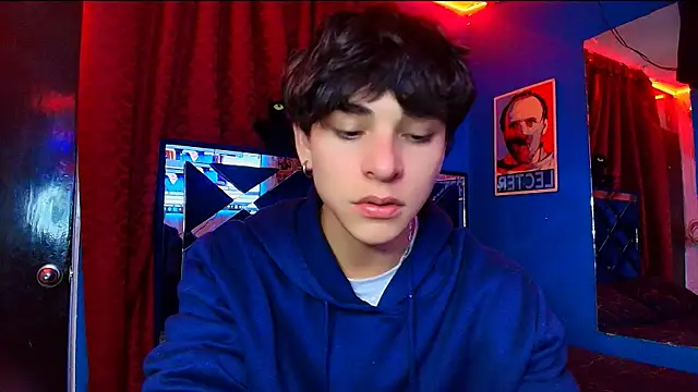 Luke Howland online show from November 26, 2:44 am