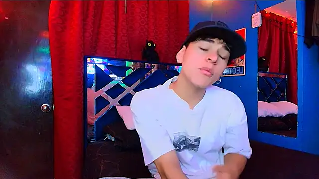 Luke Howland online show from March 3, 3:13 am