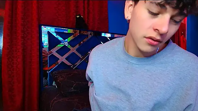 Luke Howland online show from October 15, 11:57 pm