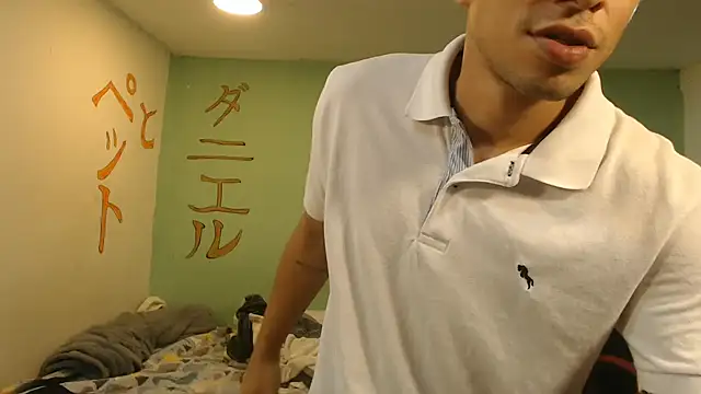 danielitopapuu online show from July 3, 11:06 am