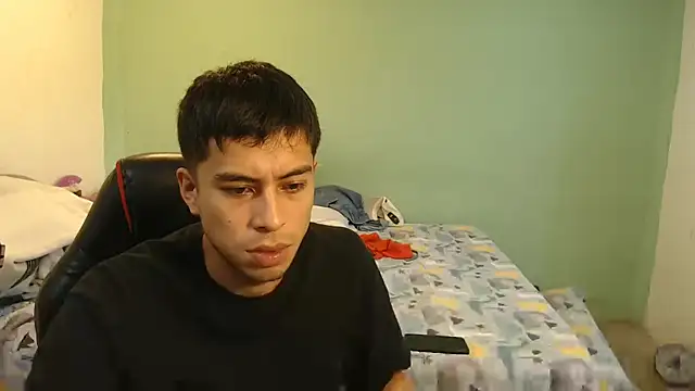 danielitopapuu online show from June 25, 2:22 pm