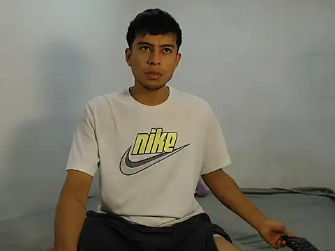 danielitopapuu online show from October 1, 11:36 am