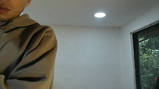 Snapshot of danielitopapuu chatting on October 10, 12:06 pm danielitopapuu online show from October 10, 12:06 pm