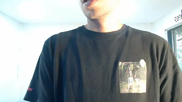 Snapshot of danielitopapuu chatting on October 23, 12:48 pm danielitopapuu online show from October 23, 12:48 pm