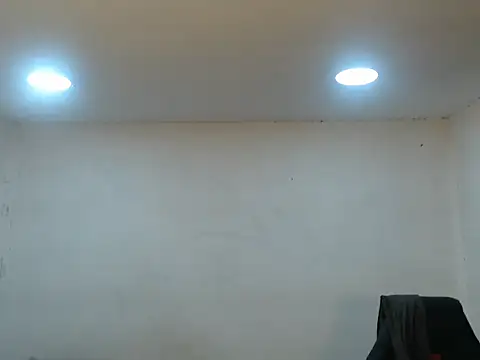 Snapshot of danielitopapuu chatting on October 28, 2:45 am danielitopapuu online show from October 28, 2:45 am