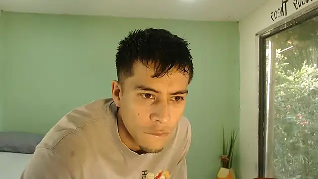 danielitopapuu online show from February 12, 1:55 pm