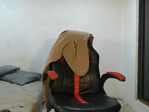 Snapshot of danielitopapuu chatting on October 23, 12:42 am danielitopapuu online show from October 23, 12:42 am