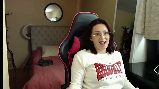 Snapshot of Carol_Scottt chatting on September 18, 5:16 pm Carol Scottt online show from September 18, 5:16 pm