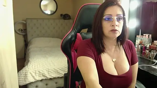 Carol Scottt online show from February 10, 3:44 pm