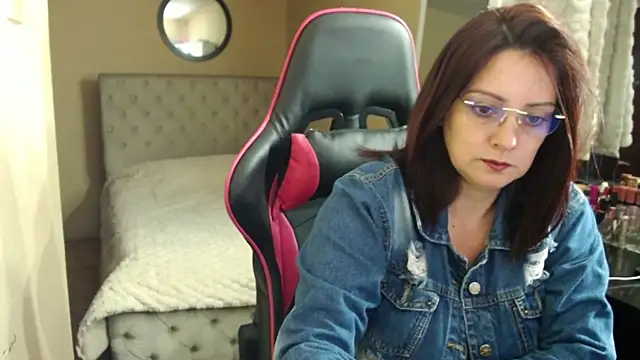 Carol Scottt online show from February 23, 8:48 am