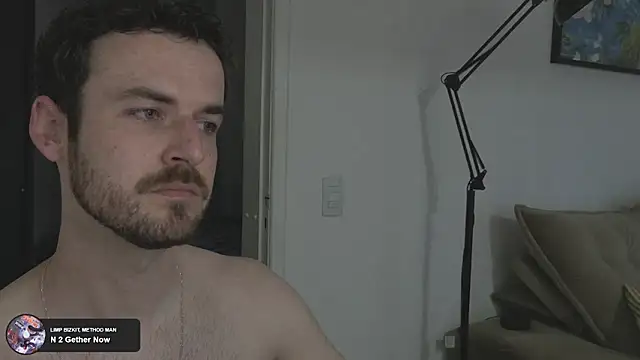 Snapshot of sexxxsutra chatting on October 27, 8:10 pm sexxxsutra online show from October 27, 8:10 pm