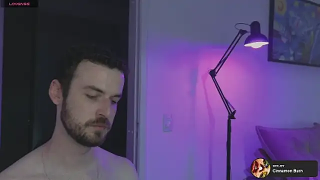 sexxxsutra online show from April 8, 10:33 pm