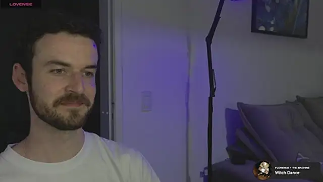 Snapshot of sexxxsutra chatting on November 6, 11:09 pm sexxxsutra online show from November 6, 11:09 pm