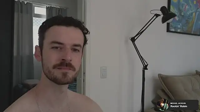 Snapshot of sexxxsutra chatting on December 14, 6:46 pm sexxxsutra online show from December 14, 6:46 pm