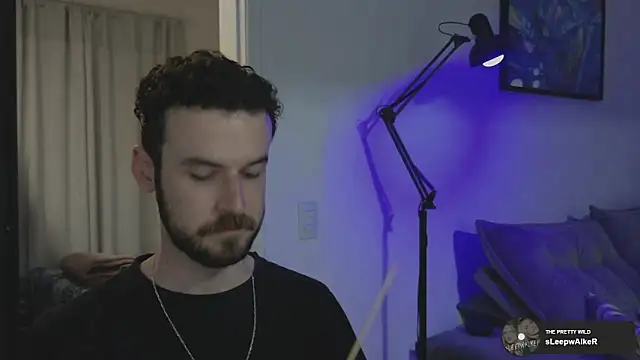 Snapshot of sexxxsutra chatting on December 4, 11:59 pm sexxxsutra online show from December 4, 11:59 pm