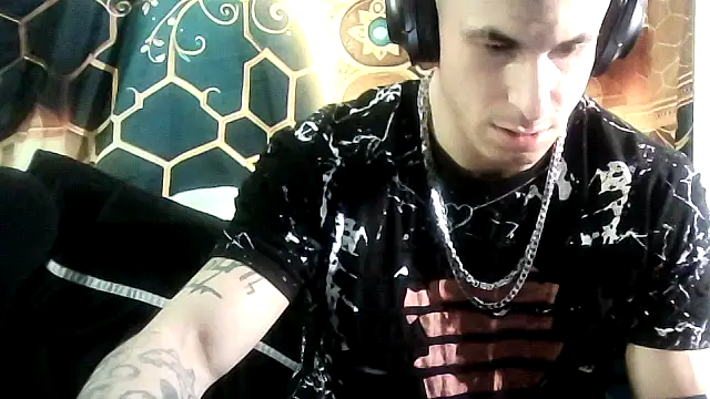 --D-a-D-D-y- online show from January 7, 4:50 am