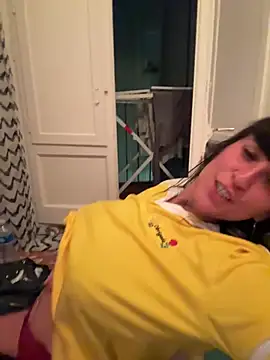 CarolaDrago online show from April 21, 7:42 pm