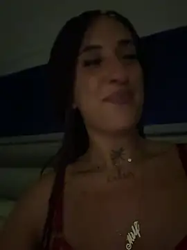 Snapshot of CarolaDrago chatting on July 21, 8:21 pm CarolaDrago online show from July 21, 8:21 pm