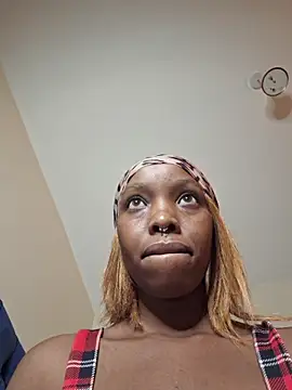 sexxygoldy online show from May 8, 7:34 am