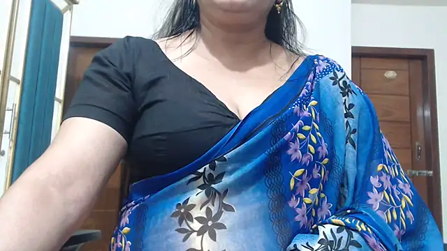 desi-maisa130 online show from April 23, 4:19 pm