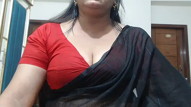 desi-maisa130 online show from April 25, 4:37 pm