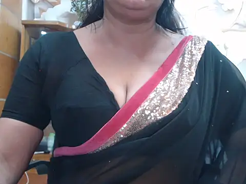 desi-maisa130 online show from June 30, 5:46 pm