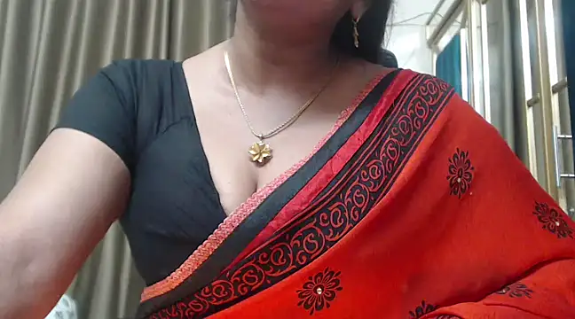 Snapshot of desi-maisa130 chatting on March 15, 7:27 pm desi-maisa130 online show from March 15, 7:27 pm