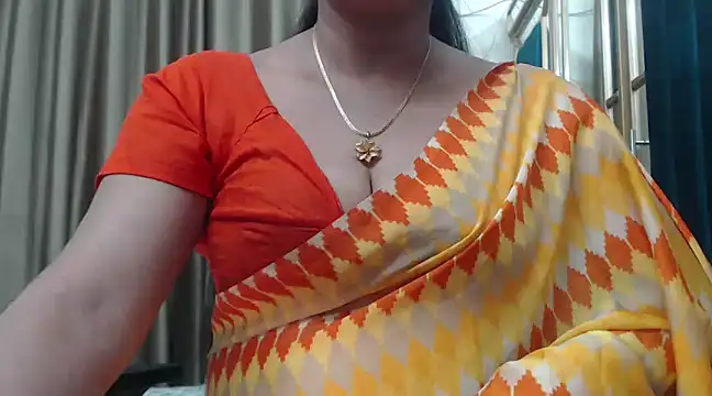 Snapshot of desi-maisa130 chatting on March 2, 5:20 pm desi-maisa130 online show from March 2, 5:20 pm