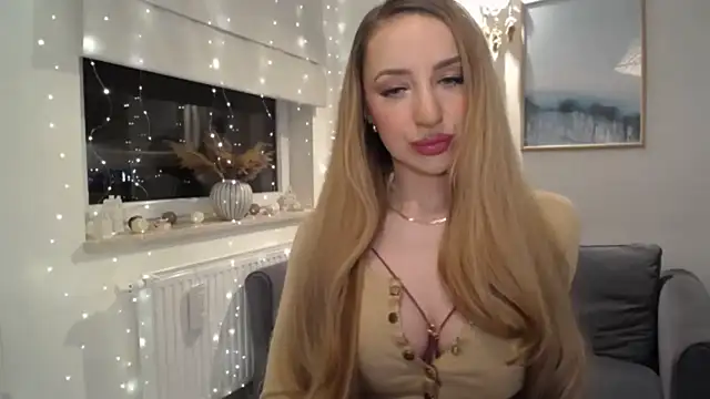 JulietteDiamond online show from February 2, 9:14 pm