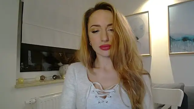 JulietteDiamond online show from March 11, 10:42 pm