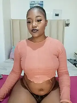 Snapshot of charmainexxx chatting on May 29, 8:37 pm charmainexxx online show from May 29, 8:37 pm