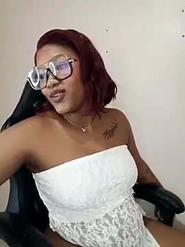 charmainexxx online show from March 3, 1:12 am