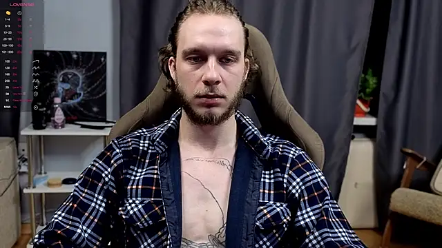 Snapshot of pleasure8869 chatting on October 21, 4:34 am pleasure8869 online show from October 21, 4:34 am