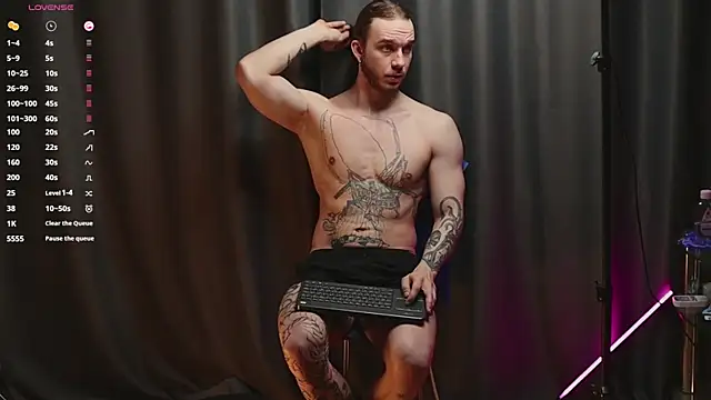 Snapshot of pleasure8869 chatting on March 14, 3:48 am pleasure8869 online show from March 14, 3:48 am