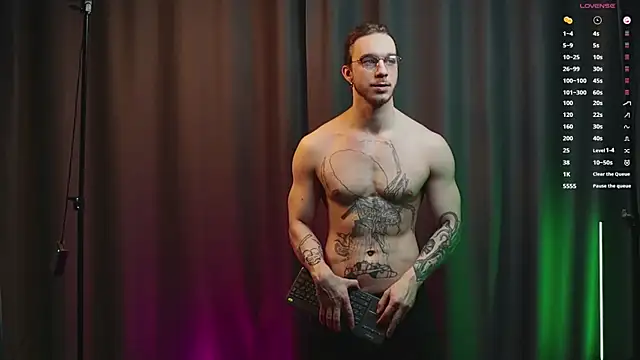 Snapshot of pleasure8869 chatting on March 23, 7:09 am pleasure8869 online show from March 23, 7:09 am