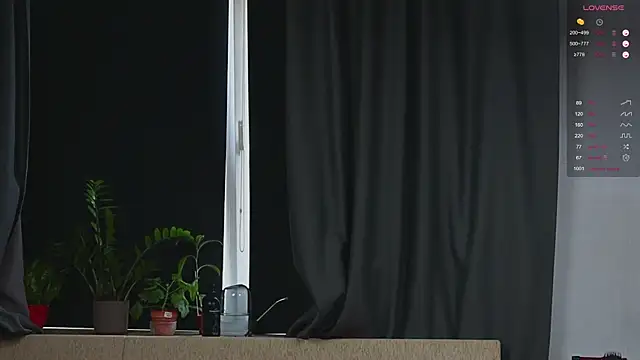 Snapshot of pleasure8869 chatting on September 10, 6:45 am pleasure8869 online show from September 10, 6:45 am