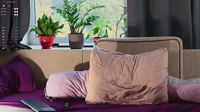 Snapshot of pleasure8869 chatting on September 30, 2:34 pm pleasure8869 online show from September 30, 2:34 pm