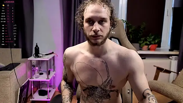 Snapshot of pleasure8869 chatting on October 24, 1:21 pm pleasure8869 online show from October 24, 1:21 pm