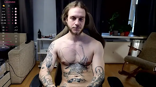 Snapshot of pleasure8869 chatting on October 31, 1:41 pm pleasure8869 online show from October 31, 1:41 pm