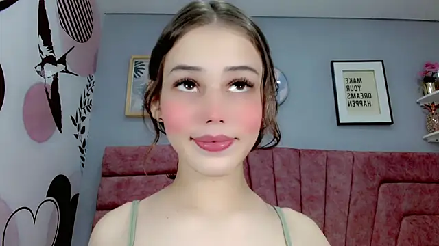 ValeriaAguilar online show from March 22, 4:15 pm