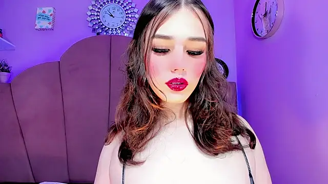 ValeriaAguilar online show from October 10, 9:26 pm