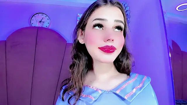 ValeriaAguilar online show from September 18, 9:07 pm