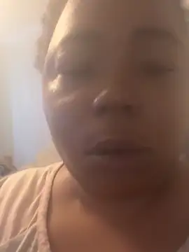 Snapshot of JCCaramelbarbie1 chatting on May 22, 12:58 pm JCCaramelbarbie1 online show from May 22, 12:58 pm
