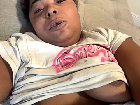 JCCaramelbarbie1 online show from November 23, 12:26 pm