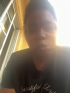 Snapshot of JCCaramelbarbie1 chatting on May 6, 11:36 am JCCaramelbarbie1 online show from May 6, 11:36 am