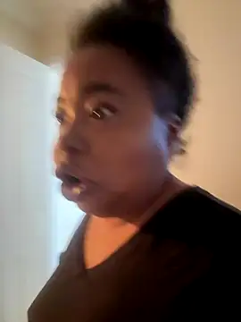 JCCaramelbarbie1 online show from November 10, 1:05 pm