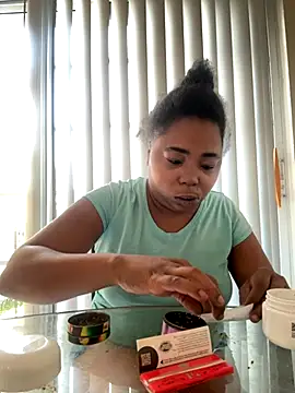 JCCaramelbarbie1 online show from November 30, 12:39 pm