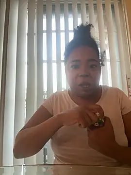 Snapshot of JCCaramelbarbie1 chatting on October 6, 12:06 pm JCCaramelbarbie1 online show from October 6, 12:06 pm