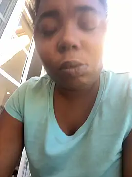 Snapshot of JCCaramelbarbie1 chatting on October 14, 2:39 pm JCCaramelbarbie1 online show from October 14, 2:39 pm